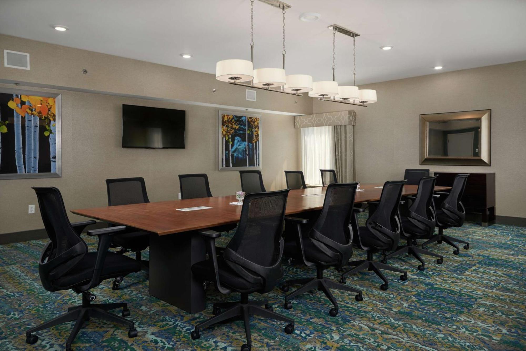 Hampton Inn Хановер Экстерьер фото