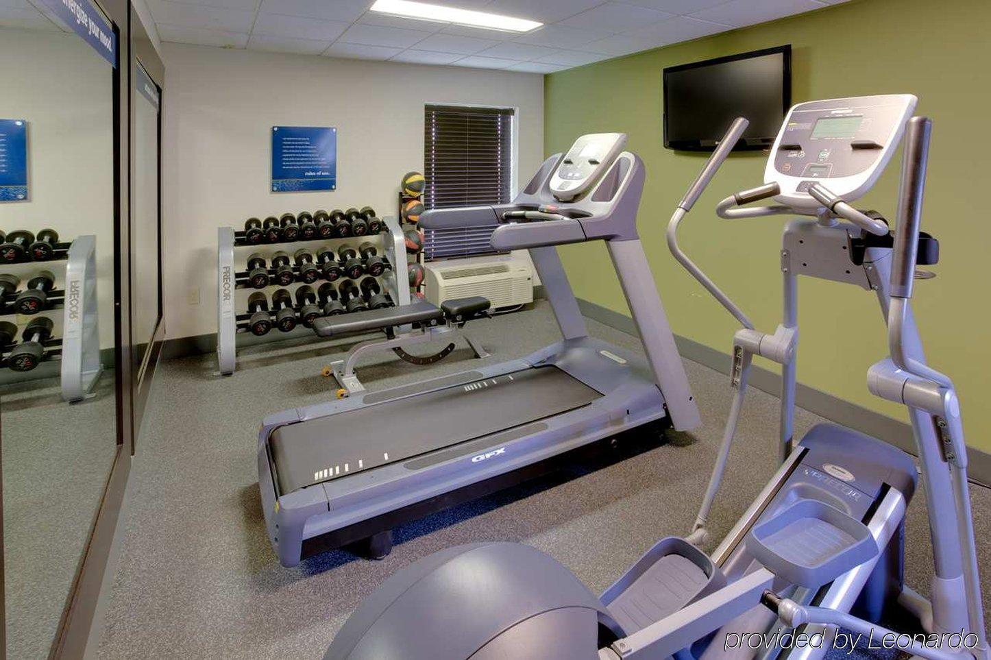 Hampton Inn Хановер Экстерьер фото